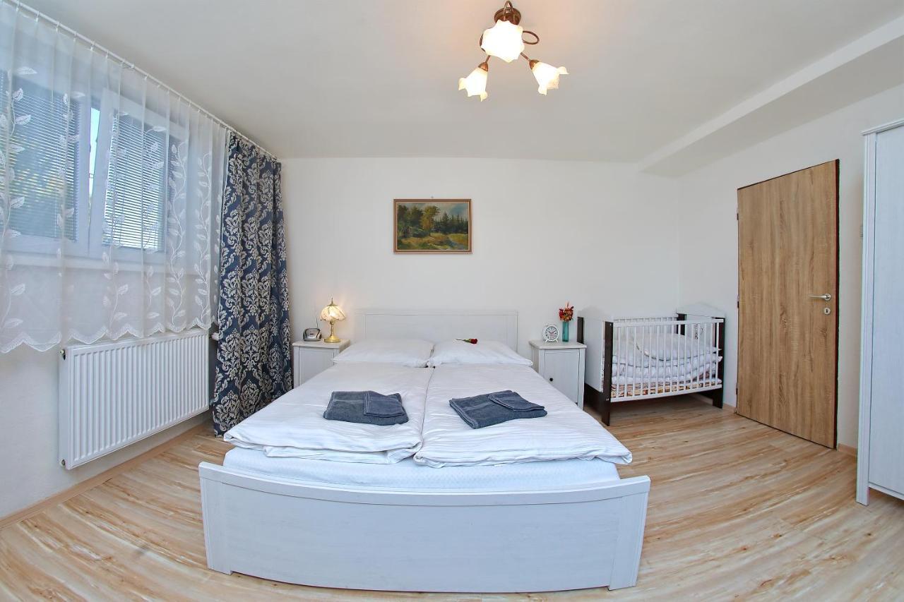 Villa Laura Liptovský Mikuláš Eksteriør billede